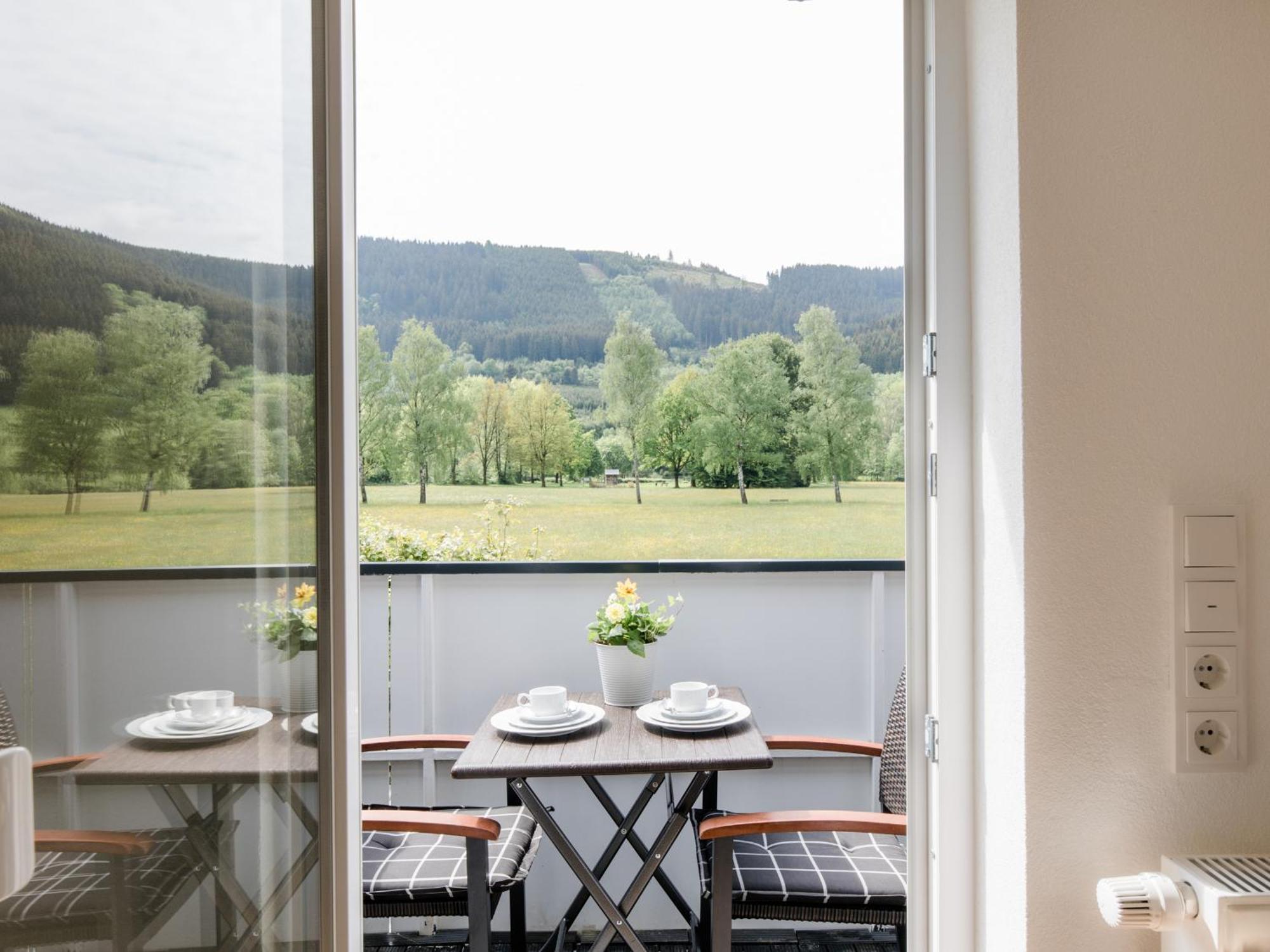 Ferienwohnung Kurparkblicksauerland Lennestadt Ngoại thất bức ảnh